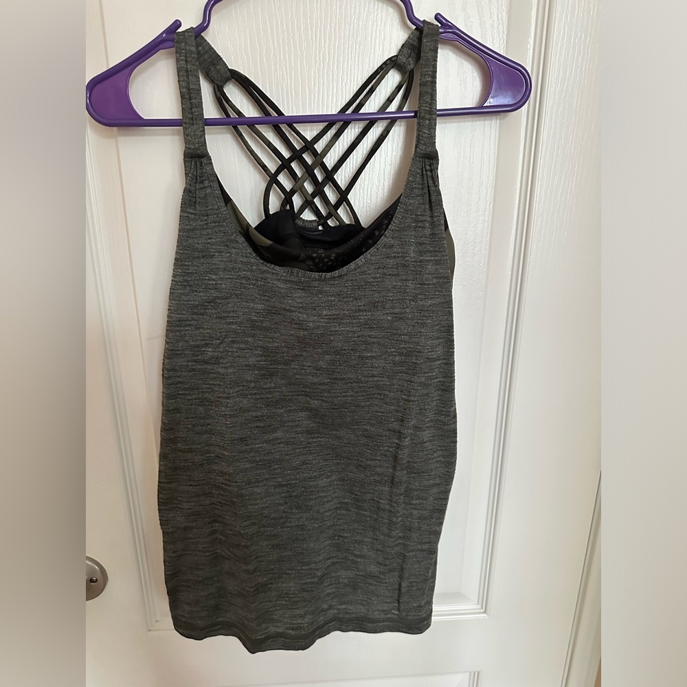LULULEMON tank with built in bra. Grey/camo size 6